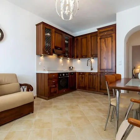 Constamar Villa