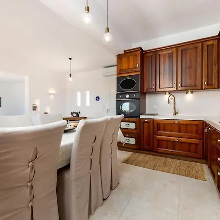 Villa Constamar *
