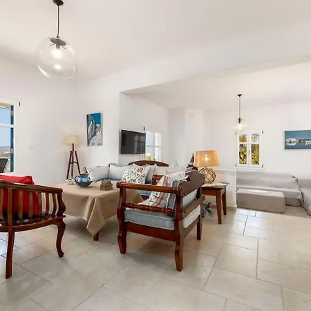 Constamar * Angairiá